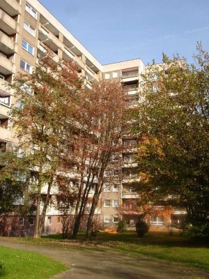 Großzügige 2-Zimmer-Wohnung mit Ausblick