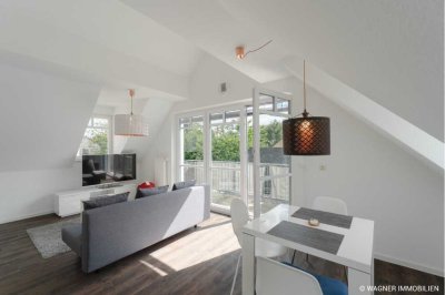 Freie, sonnige DG-Wohnung mit EBK, Balkon, Laminat und Duplexparker | WAGNER IMMOBILIEN