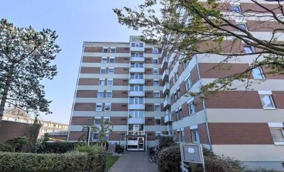 Erstbezug nach Sanierung mit Balkon: Freundliche 2,5-Raum-Wohnung in Geldern