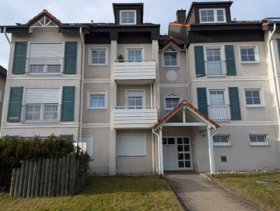 Gepflegte Zwei-Zimmer-Wohnung
- Loggia - Keller -