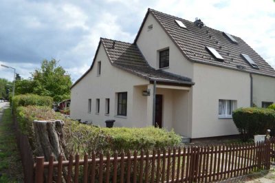 Möbliertes Haus mit großem Garten für bis 24 Monate