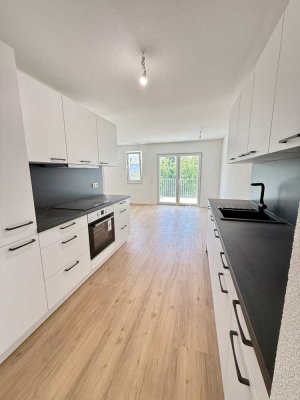 W13 - Neubau Wohnung mit Balkon und Küche