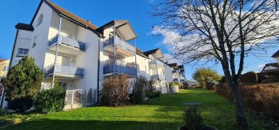 ... helle 2-Zi-Whg im EG mit Terrasse und Garten und TG-Stellplatz - EBK möglich...