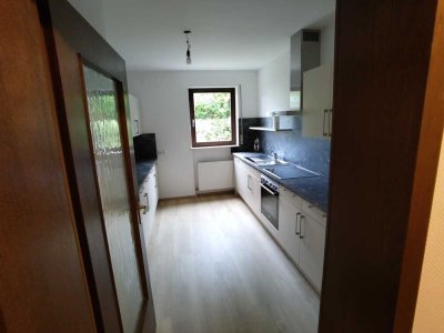 Erstbezug nach Renovierung/Sanierung mit Einbauküche, Garage und Keller Exklusive 3-Zi-EG-Wohnnung