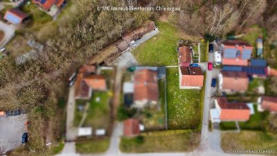 Gelegenheit!
Gepflegtes Altbau-Einfamilienhaus mit großem Grundstück/Nebengebäuden/Stallungen