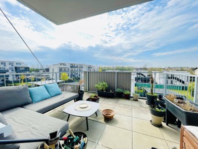 Ruhige 2-Zimmer-Wohnung mit großer Süd-Terrasse, Carport &amp; Kellerabteil!