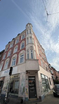 Wunderschöne Altbau-Eigentumswohnung im Herzen des Steintorviertels