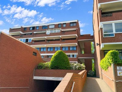 Exklusive 3-Zimmer-Wohnung mit Balkon, Pool und Sauna in Bremen-Achterdiek