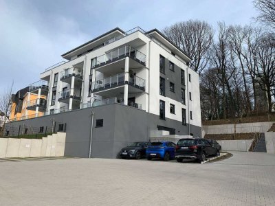 Neuwertige Erdgeschosswohnung am Stadtpark mit Tiefgarage