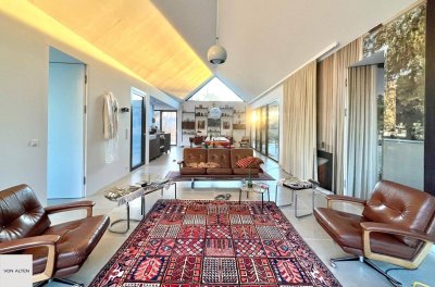 Charakterhaus mit Designanspruch auf großzügigem Grundstück