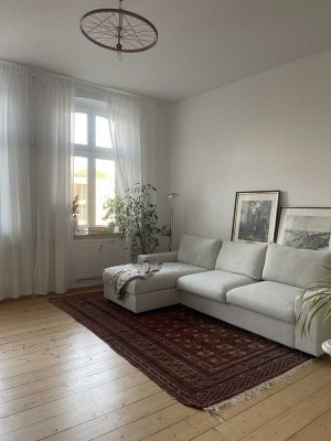 3,5-Zimmer Altbauwohnung am Wissenschaftspark Gelsenkirchen – mit großer Wohnküche & Balkon