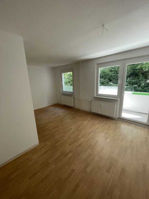 It´s your match! 2-Raum-Wohnung in der Innenstadt mit Dusche und Balkon.