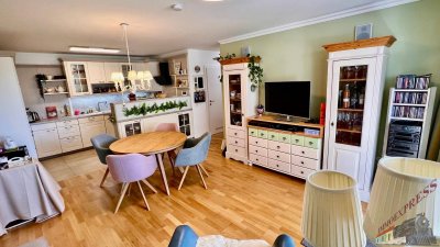 Moderne 3-Zimmer-Traumwohnung mit Balkon und Garagenplätzen im Komponistenviertel
