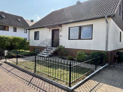 ***EFH mit Potenzial, viel Platz und schönem Eckgrundstück***