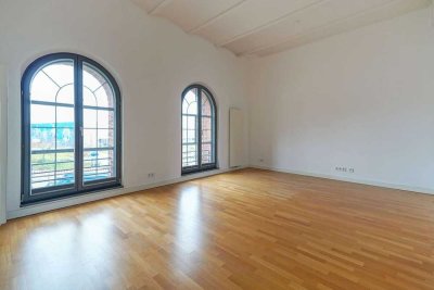 Historisches Loft im Brauerei-Denkmal – 4 Zimmer mit Balkon & 4 m Deckenhöhe