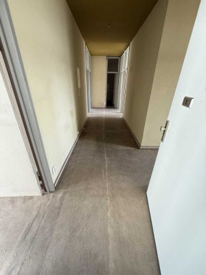 Großzügige 4-Zimmer-Wohnung im Herzen der Stadt