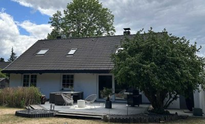 Ruhig und idyllisch: günstiges, gepflegtes 6,5-Raum-Haus in Toplage