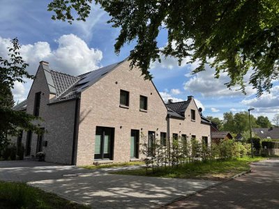 Von Privat! Niedrigenergiehaus - Wohnung am Park