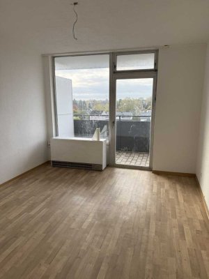 Renovierte 2-Zimmer-Stadtwohnung mit Balkon