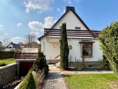 Schönes Grundstück mit Einfamilienhaus und Nebengelass am Großen Garten in Dresden