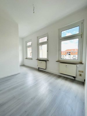 frisch renovierte attrkative 1-Raum Wohnung in Dölitz ab sofort zu vermieten