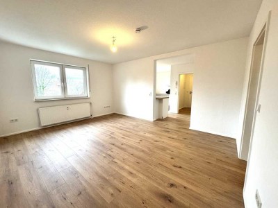 Helle 1,5-Zimmer-Wohnung mit Einbauküche in zentraler Lage