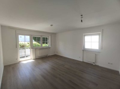 Familienfreundliche 3,5-Zimmer Erdgeschosswohnung mit Hobbyraum und Garten in München-Altaubing