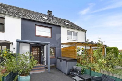 Reihenmittelhaus mit Charme, Dachterrasse, Sauna & Garten!