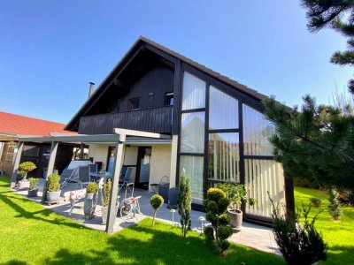 Lichtdurchflutetes Exnorm-Einfamilienhaus mit großem, idyllischen Garten in Strausberg-Süd