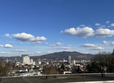 **Top Lage in Linz** 4-Zimmer-Maisonette Wohnung am Fuße des Pöstlingbergs – renovierungsbedürftig mit viel Potenzial!