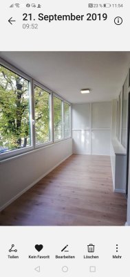 Neu sanierte 2 Zimmer Wohnung mit Wintergarten