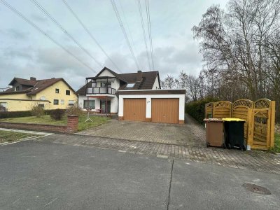 Provisionsfrei - Freistehendes 2-Familinhaus in Lohfelden
