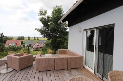 ENTSPANNTE WOHNLAGE MIT TRAUMHAFTEN AUSSICHTEN.