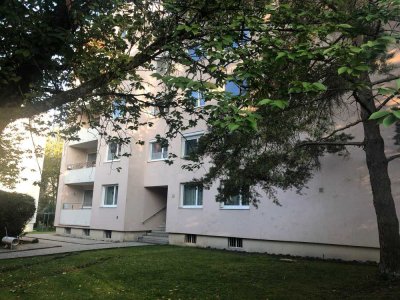 Erstbezug nach Sanierung: 2-Zi.-Wohnung mit Balkon in Bad Reichenhall