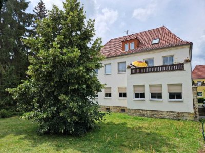 großzügige 4-Raum-Wohnung in günstiger Lage