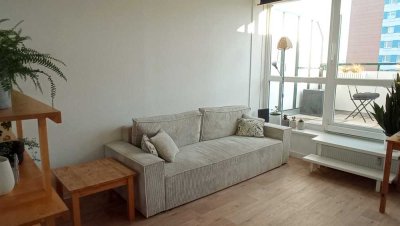 Nachmieter gesucht: Helle 1,5-Zimmer-Wohnung im Zentrum von Lütten Klein mit schöner Dachterrasse