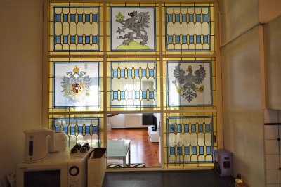 Maria Theresien Straße - ruhig und hell im 5. Liftstock 1/9. Bezirk