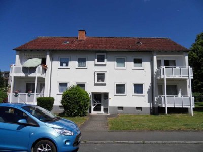 Schöne helle 2,5-Zimmerwohnung mit Tageslichtduschbad und Süd-Westbalkon