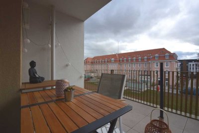 Moderne 2-Zi.-Wohnung mit Einbauküche, Balkon, Tiefgaragenplatz