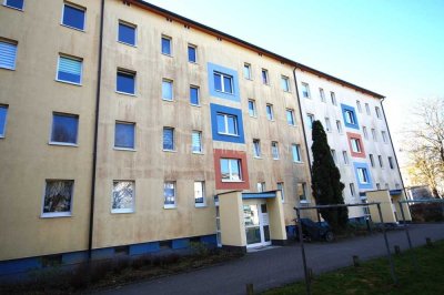 Gepflegte Eigentumswohnung mit 3 separat begehbaren Zimmern und Balkon in der Rostocker Südstadt
