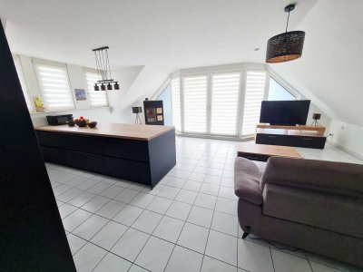 Helle 3-Zimmer Dachgeschosswohnung mit Balkon in Stolberg (Rheinland)