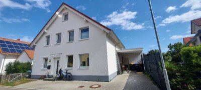 Freistehendes, familienfreundliches Einfamilienhaus mit großem Garten