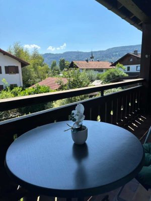 Provisionsfreie 1-Zi.-Wohnung mit EBK, Balkon, Bergblick und TG-Stellplatz