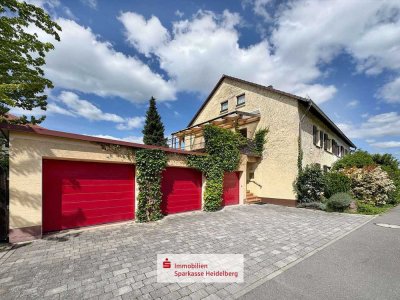 2-Familienhaus in zentraler Lage von Leimen mit großem, sonnigem Garten