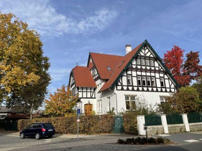 Einzigartige 3-Zimmer-DG-Wohnung mit Einbauküche in Pattensen