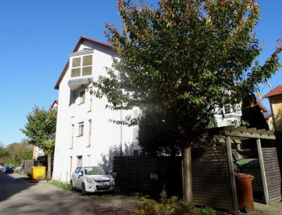 *TOP* Helle, großzügige, neu renovierte 2 ZKB Whg., mit Wintergarten und Garage, sofort bezugsfrei!