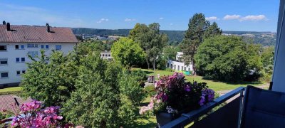 *nähe S-Bahn* *Schöner Weitblick* 3-Zi. Wohnung 78m² Balkon * großer Garten & Garage