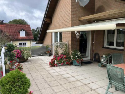 Elegantes Penthouse mit 5 Zimmern in Remscheid-Hackenberg im Zweifamilienhaus