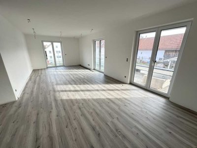 Neubau-Erstbezug – Hochwertige 4-Zimmer-Wohnung (ca. 117qm) im 1. OG mit Balkon in ruhiger Lage