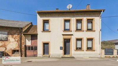 NATURNAH WOHNEN - FAMILIENFREUNDLICHES WOHNHAUS MIT POTENZIAL IN SAARHÖLZBACH